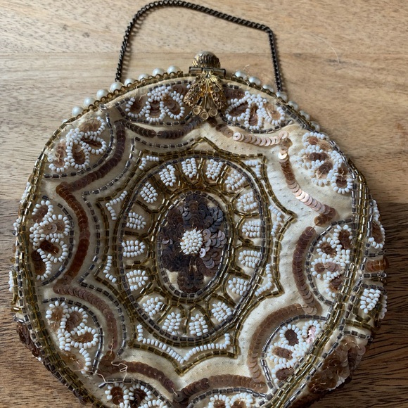 Art Deco French handmade beaded evening cocktail bag. - Picture 4 of 10